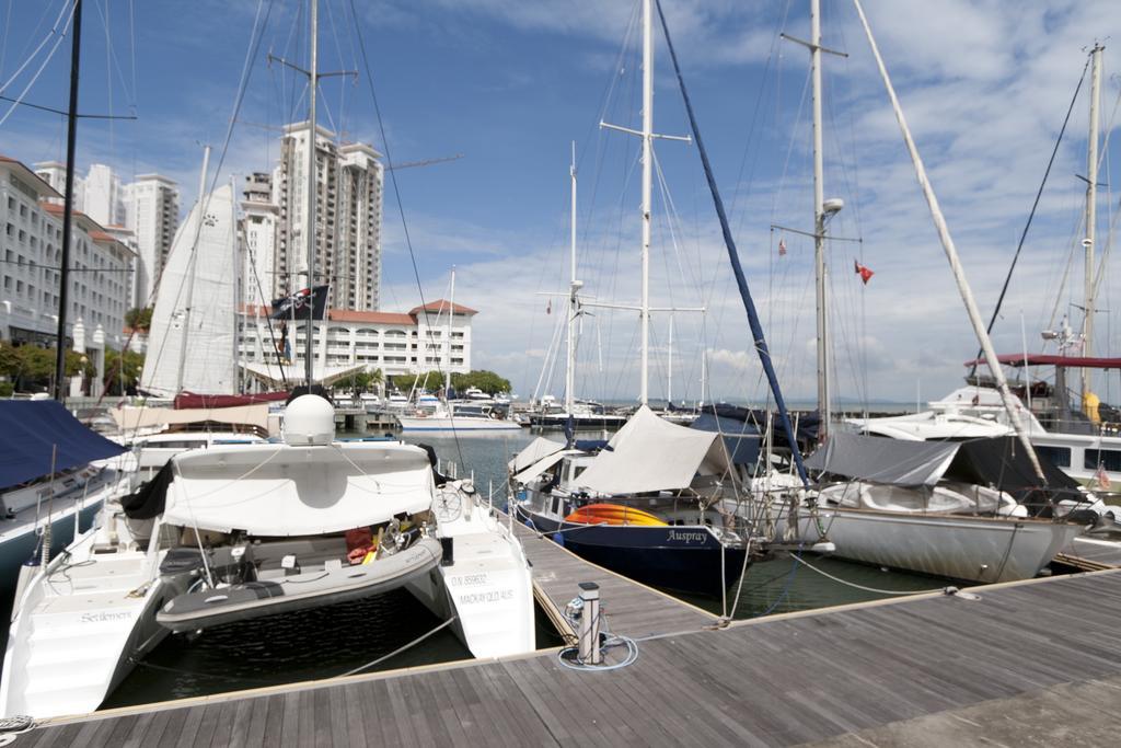 Profolio @ Straits Quay Aparthotel Tanjung Tokong Eksteriør bilde